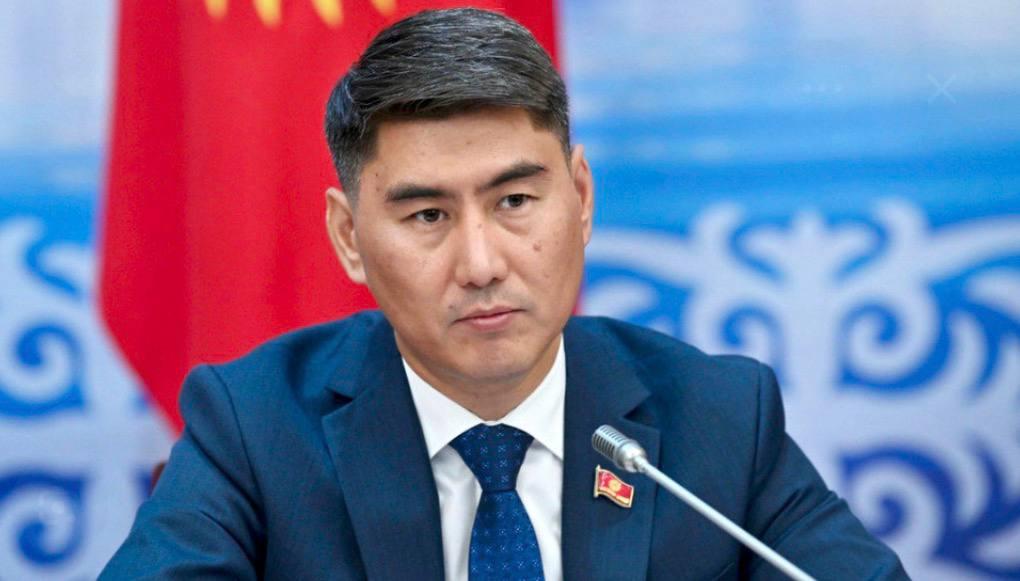 Чыңгыз Айдарбеков кызмат абалынан кыянаттык менен пайдаланууга айыпталууда&nbsp;
&nbsp;
&nbsp;
