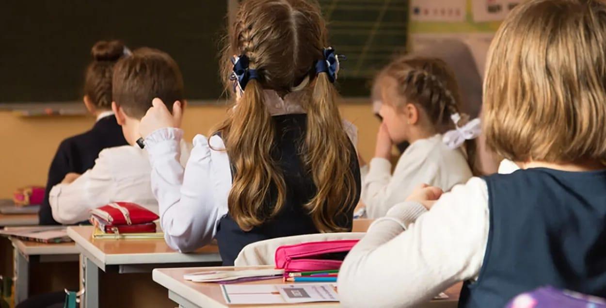 Школьники будут сдавать тест по кыргызскому языку&nbsp; при переходе из класса в класс