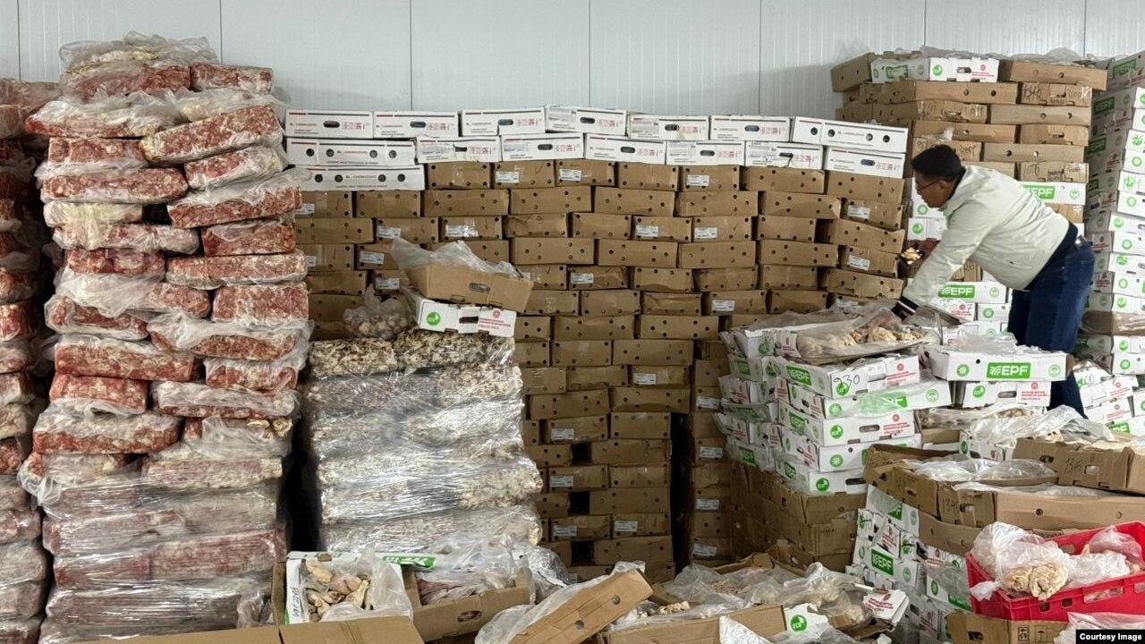 Эскирген азыктарды ташып жана сатып жүргөндөр аныкталды